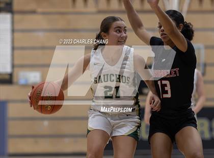 Thumbnail 2 in Carondelet vs Casa Grande (Windsor Holiday Classic) photogallery.