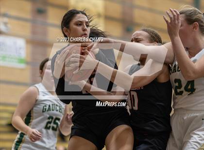 Thumbnail 3 in Carondelet vs Casa Grande (Windsor Holiday Classic) photogallery.