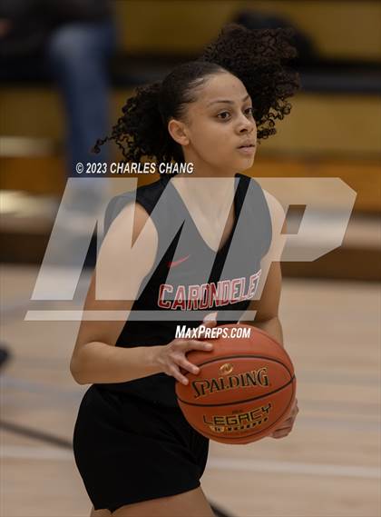 Thumbnail 2 in Carondelet vs Casa Grande (Windsor Holiday Classic) photogallery.