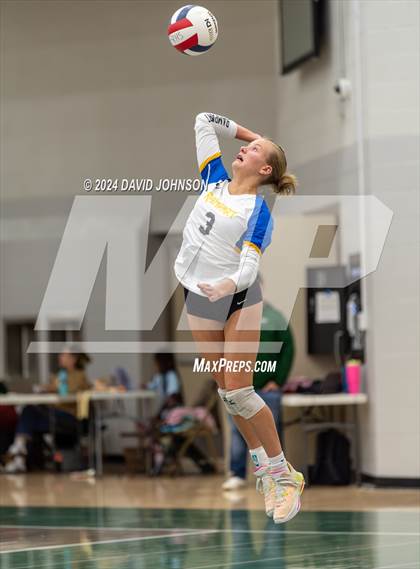 Thumbnail 2 in Rampart @ Fossil Ridge (CHSAA 5A Region 5) photogallery.