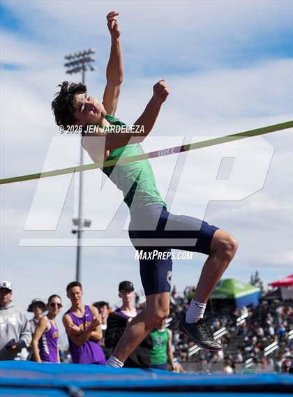 Thumbnail 1 in ThunderRidge Invitational photogallery.
