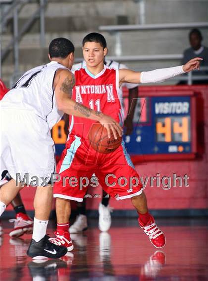 Thumbnail 1 in Christian Life Center vs. Antonian Prep (Metroplex Thanksgiving Hoopfest) photogallery.