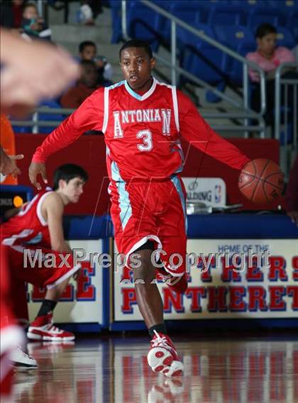 Thumbnail 1 in Christian Life Center vs. Antonian Prep (Metroplex Thanksgiving Hoopfest) photogallery.