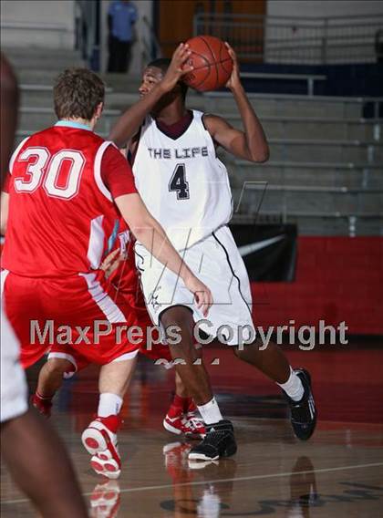 Thumbnail 2 in Christian Life Center vs. Antonian Prep (Metroplex Thanksgiving Hoopfest) photogallery.