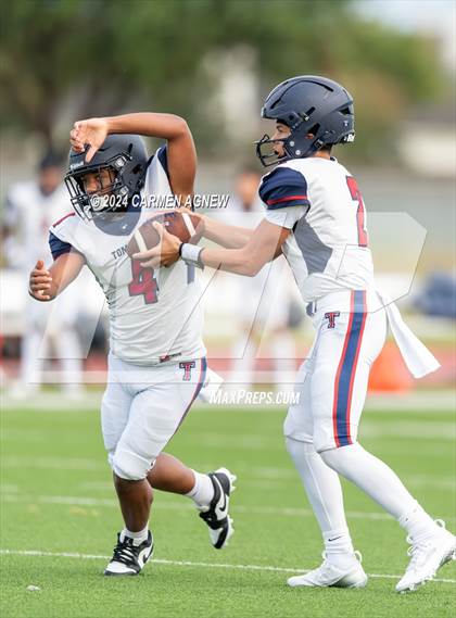 Thumbnail 2 in Cypress Ranch vs Tompkins (A Teams) photogallery.