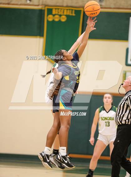 Thumbnail 2 in Gregori @ Sonora photogallery.