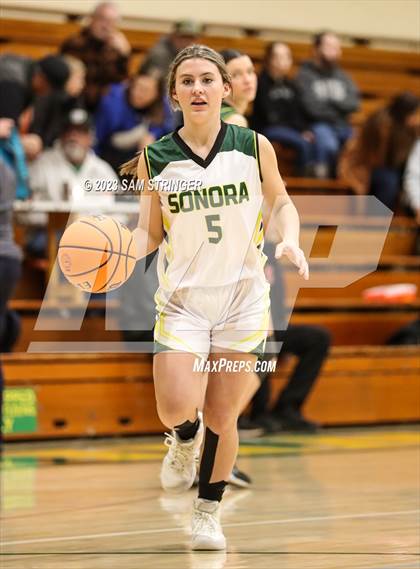 Thumbnail 2 in Gregori @ Sonora photogallery.