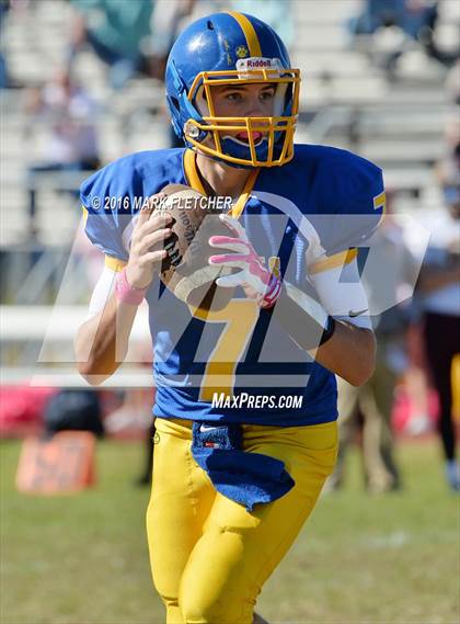Thumbnail 1 in Gloucester Catholic @ Maple Shade photogallery.
