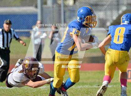Thumbnail 3 in Gloucester Catholic @ Maple Shade photogallery.