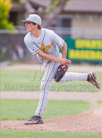 Thumbnail 2 in Ceres vs. Hughson (Windemuth Tournament) photogallery.