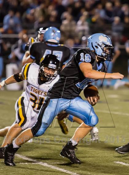 Thumbnail 3 in North Allegheny @ Seneca Valley photogallery.