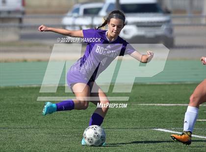Thumbnail 3 in Boerne vs United  (Southwest ISD Tournament) photogallery.