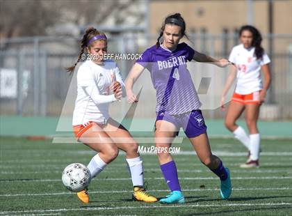 Thumbnail 3 in Boerne vs United  (Southwest ISD Tournament) photogallery.