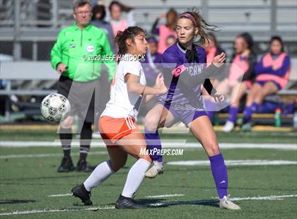 Thumbnail 2 in Boerne vs United  (Southwest ISD Tournament) photogallery.