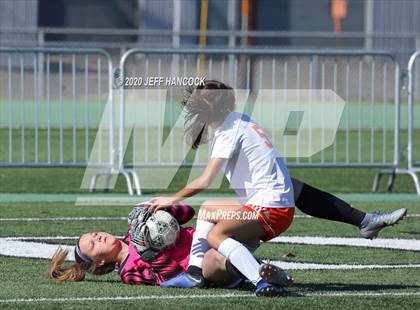 Thumbnail 1 in Boerne vs United  (Southwest ISD Tournament) photogallery.