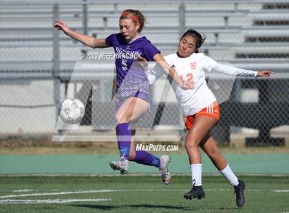 Thumbnail 1 in Boerne vs United  (Southwest ISD Tournament) photogallery.