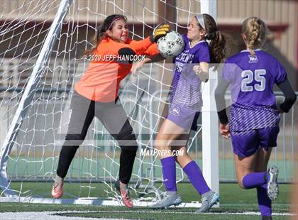 Thumbnail 1 in Boerne vs United  (Southwest ISD Tournament) photogallery.