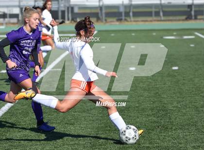 Thumbnail 3 in Boerne vs United  (Southwest ISD Tournament) photogallery.