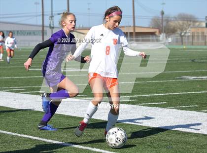 Thumbnail 1 in Boerne vs United  (Southwest ISD Tournament) photogallery.