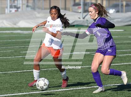 Thumbnail 1 in Boerne vs United  (Southwest ISD Tournament) photogallery.