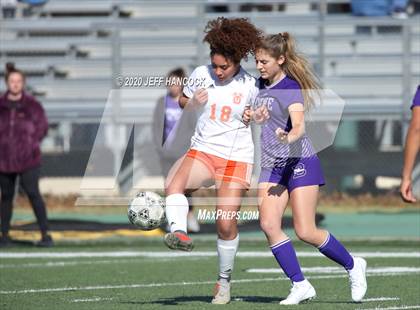 Thumbnail 1 in Boerne vs United  (Southwest ISD Tournament) photogallery.