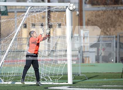 Thumbnail 1 in Boerne vs United  (Southwest ISD Tournament) photogallery.