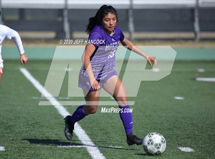 Thumbnail 1 in Boerne vs United  (Southwest ISD Tournament) photogallery.