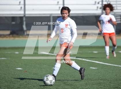 Thumbnail 1 in Boerne vs United  (Southwest ISD Tournament) photogallery.