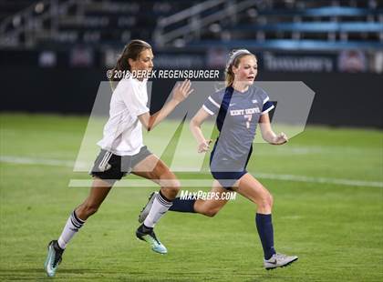 Thumbnail 3 in Jefferson Academy vs Kent Denver (CHSAA 3A Final) photogallery.