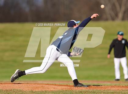 Thumbnail 3 in Bishop Grimes vs Weedsport photogallery.