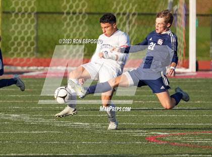 Thumbnail 3 in Huntington vs Smithtown West (Section XI Class AA Final) photogallery.