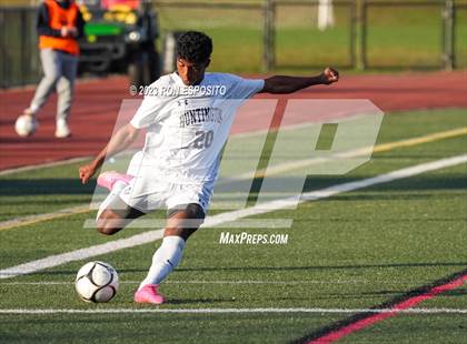 Thumbnail 1 in Huntington vs Smithtown West (Section XI Class AA Final) photogallery.
