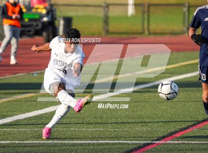 Thumbnail 2 in Huntington vs Smithtown West (Section XI Class AA Final) photogallery.