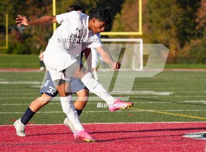 Thumbnail 3 in Huntington vs Smithtown West (Section XI Class AA Final) photogallery.