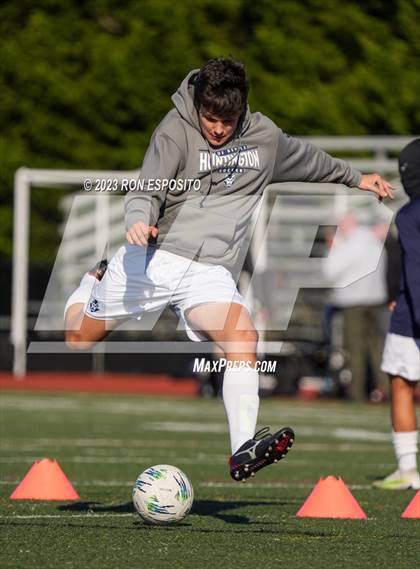 Thumbnail 1 in Huntington vs Smithtown West (Section XI Class AA Final) photogallery.