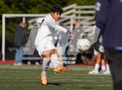 Thumbnail 3 in Huntington vs Smithtown West (Section XI Class AA Final) photogallery.