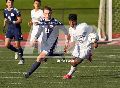 Thumbnail 1 in Huntington vs Smithtown West (Section XI Class AA Final) photogallery.