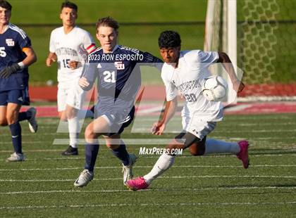 Thumbnail 2 in Huntington vs Smithtown West (Section XI Class AA Final) photogallery.