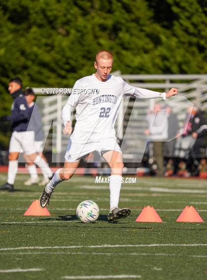 Thumbnail 2 in Huntington vs Smithtown West (Section XI Class AA Final) photogallery.