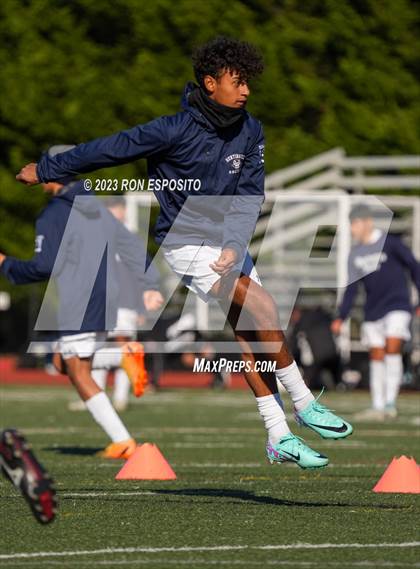 Thumbnail 2 in Huntington vs Smithtown West (Section XI Class AA Final) photogallery.