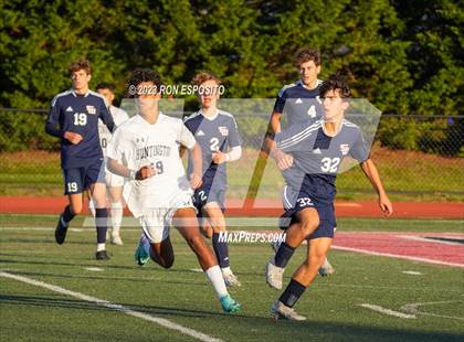 Thumbnail 3 in Huntington vs Smithtown West (Section XI Class AA Final) photogallery.