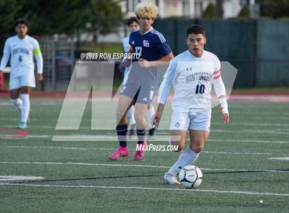Thumbnail 1 in Huntington vs Smithtown West (Section XI Class AA Final) photogallery.