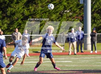 Thumbnail 3 in Huntington vs Smithtown West (Section XI Class AA Final) photogallery.
