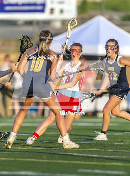 Thumbnail 2 in University School of Milwaukee vs Arrowhead Red (WLF Final) photogallery.