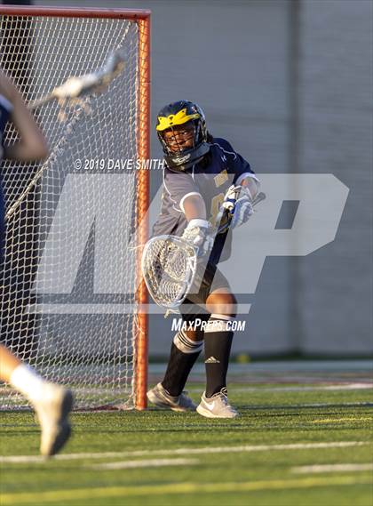 Thumbnail 1 in University School of Milwaukee vs Arrowhead Red (WLF Final) photogallery.