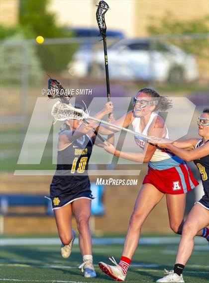 Thumbnail 2 in University School of Milwaukee vs Arrowhead Red (WLF Final) photogallery.