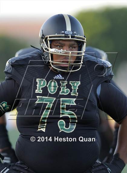 Thumbnail 1 in Poly vs Narbonne  photogallery.