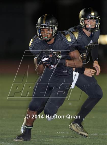 Thumbnail 2 in Poly vs Narbonne  photogallery.