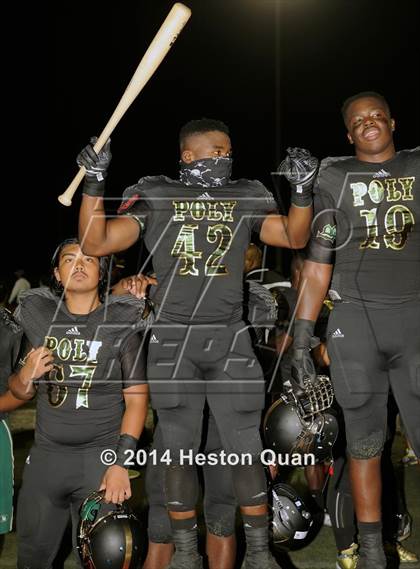 Thumbnail 3 in Poly vs Narbonne  photogallery.