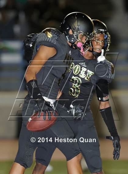 Thumbnail 1 in Poly vs Narbonne  photogallery.